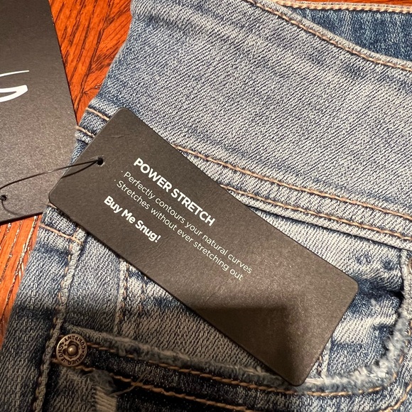 Silver Suki Curvy Fit Mid Rise Skinny Leg Size 28 - Picture 3 of 7